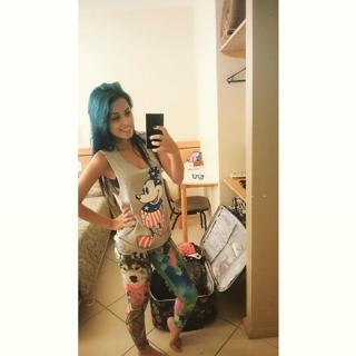 Tati Zaqui feet photo thumbnail