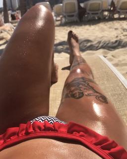 Tati Zaqui feet photo thumbnail