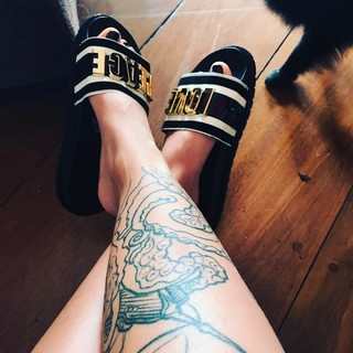 Tati Zaqui feet photo thumbnail