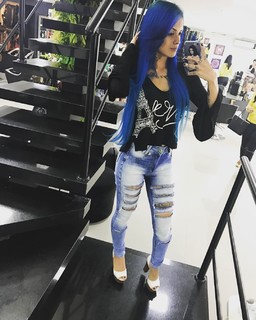 Tati Zaqui feet photo thumbnail