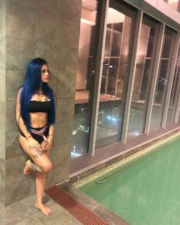 Tati Zaqui feet photo thumbnail