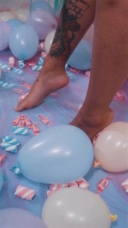 Tati Zaqui feet photo thumbnail