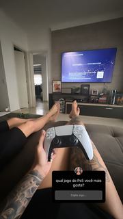 Tati Zaqui feet photo thumbnail