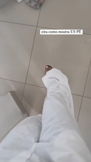 Tati Zaqui feet photo thumbnail