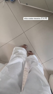 Tati Zaqui feet photo thumbnail