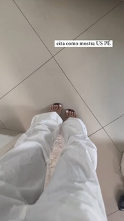 Tati Zaqui feet photo thumbnail