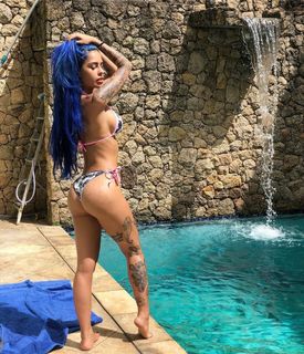 Tati Zaqui feet photo 7