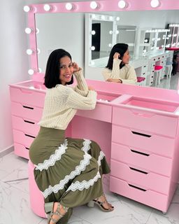 Tati Zaqui feet photo 15