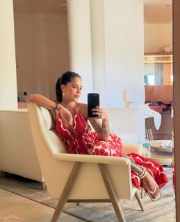 Tati Zaqui feet photo 5