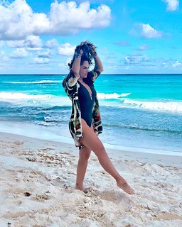 Tatiana feet photo 20