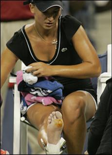 Tatiana Golovin feet photo 14