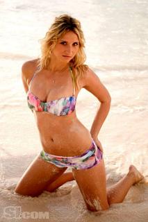 Tatiana Golovin feet photo 14