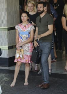 Tatiana Maslany feet photo thumbnail
