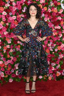 Tatiana Maslany feet photo thumbnail