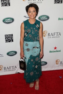 Tatiana Maslany feet photo thumbnail
