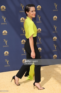 Tatiana Maslany feet photo thumbnail