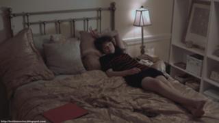 Tatiana Maslany feet photo thumbnail