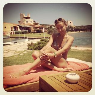 Tatiana Navka feet photo 5