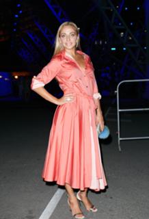 Tatiana Navka feet photo 10