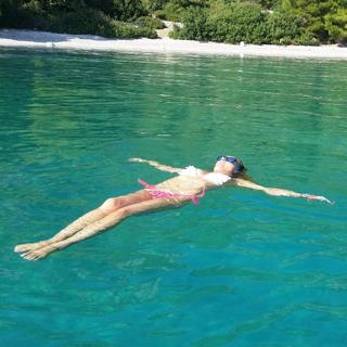 Tatiana Stefanidou feet photo thumbnail
