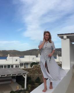Tatiana Stefanidou feet photo thumbnail