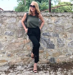 Tatiana Stefanidou feet photo thumbnail