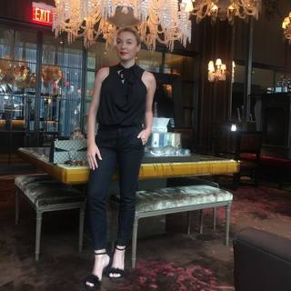 Tatiana Stefanidou feet photo thumbnail