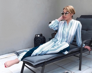 Tatiana Stefanidou feet photo thumbnail