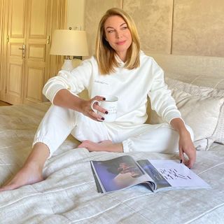 Tatiana Stefanidou feet photo thumbnail