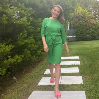 Tatiana Stefanidou feet photo thumbnail