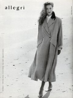 Tatjana Patitz feet photo 7