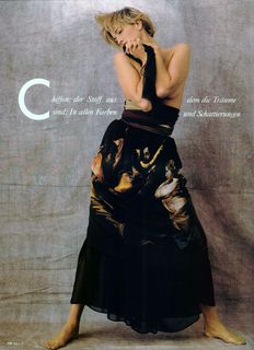 Tatjana Patitz feet photo 15