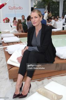 Tatjana Patitz feet photo 2