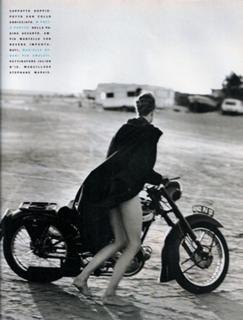 Tatjana Patitz feet photo 4
