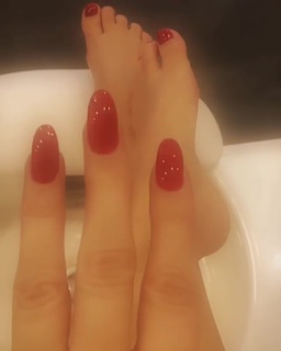 Tatjana Simic feet photo 6
