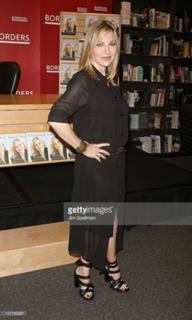 Tatum O'Neal feet photo 7