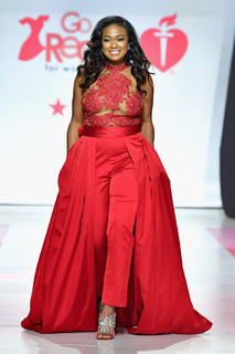Tatyana Ali feet photo thumbnail