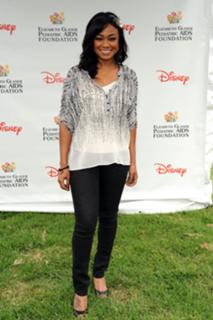 Tatyana Ali feet photo thumbnail