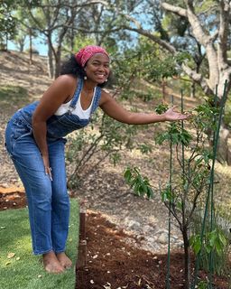 Tatyana Ali feet photo thumbnail