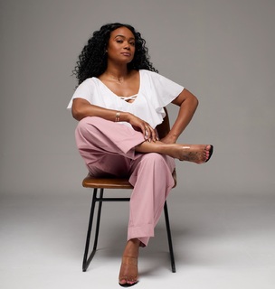 Tatyana Ali feet photo thumbnail
