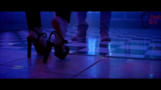 Tatá Werneck feet photo thumbnail
