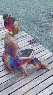Tatá Werneck feet photo thumbnail