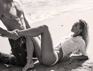 Tatána Kucharová feet photo 16