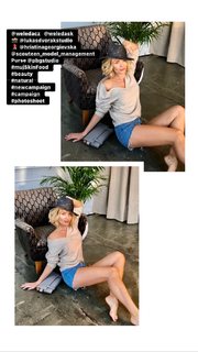 Tatána Kucharová feet photo 17