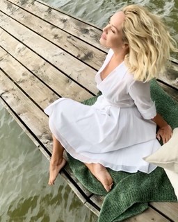 Tatána Kucharová feet photo 13