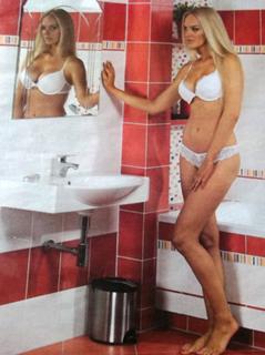 Tatána Kucharová feet photo 11