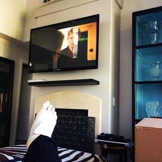 Tawny Kitaen feet photo thumbnail