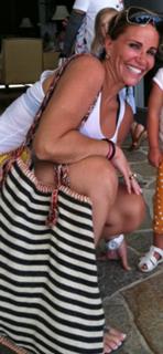 Tawny Kitaen feet photo thumbnail