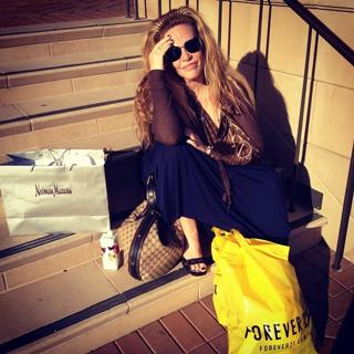 Tawny Kitaen feet photo thumbnail