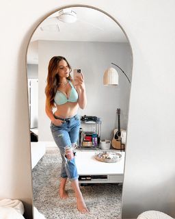 Taya Miller feet photo 14